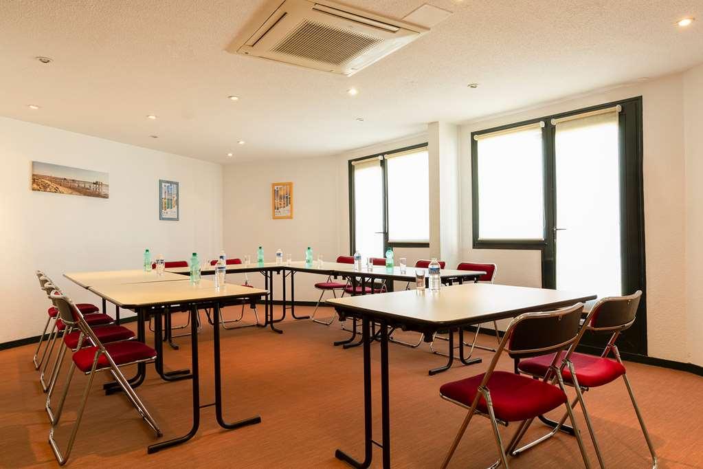Ibis Budget La Rochelle Пюильборо Удобства фото