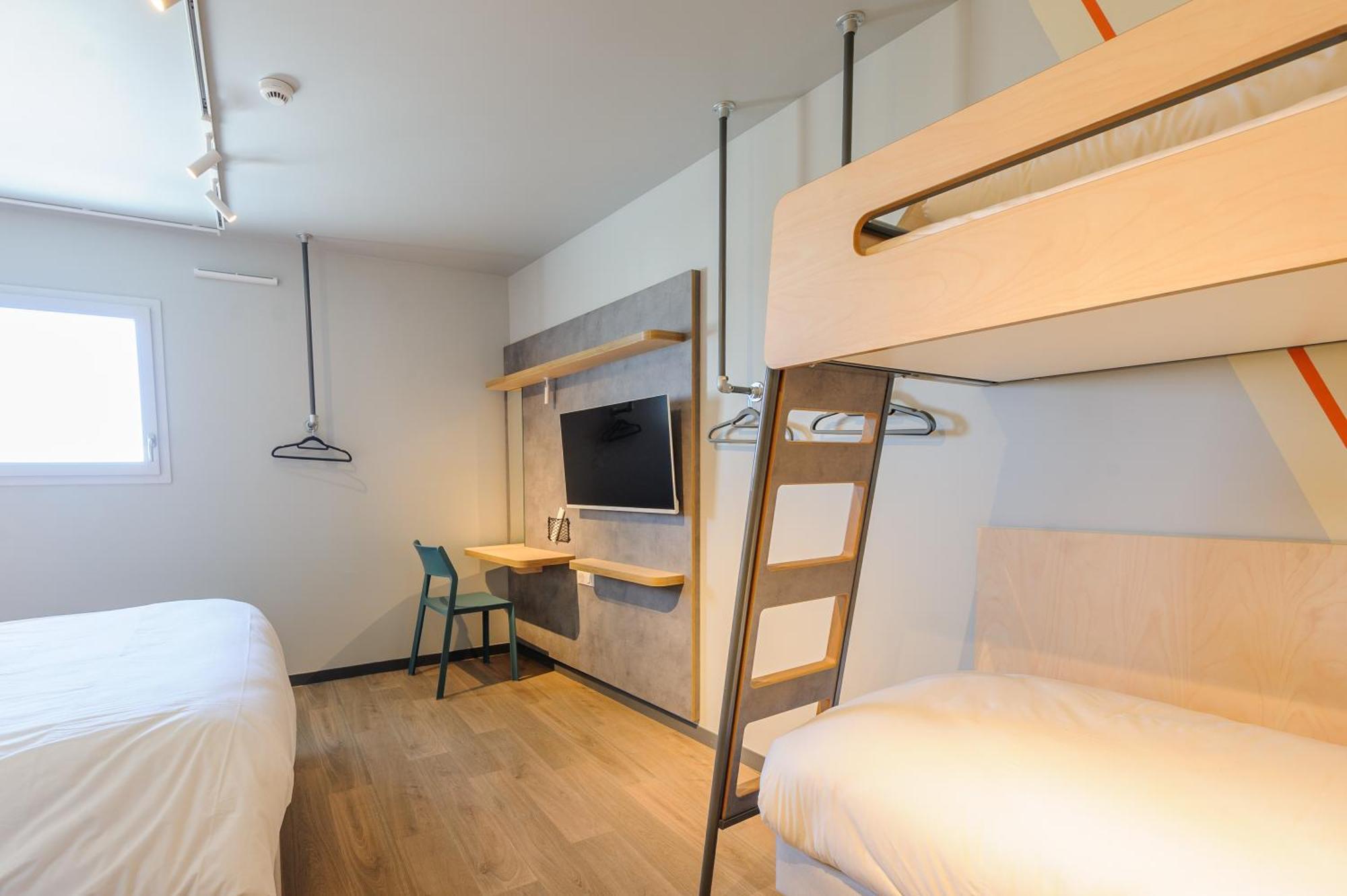Ibis Budget La Rochelle Пюильборо Экстерьер фото