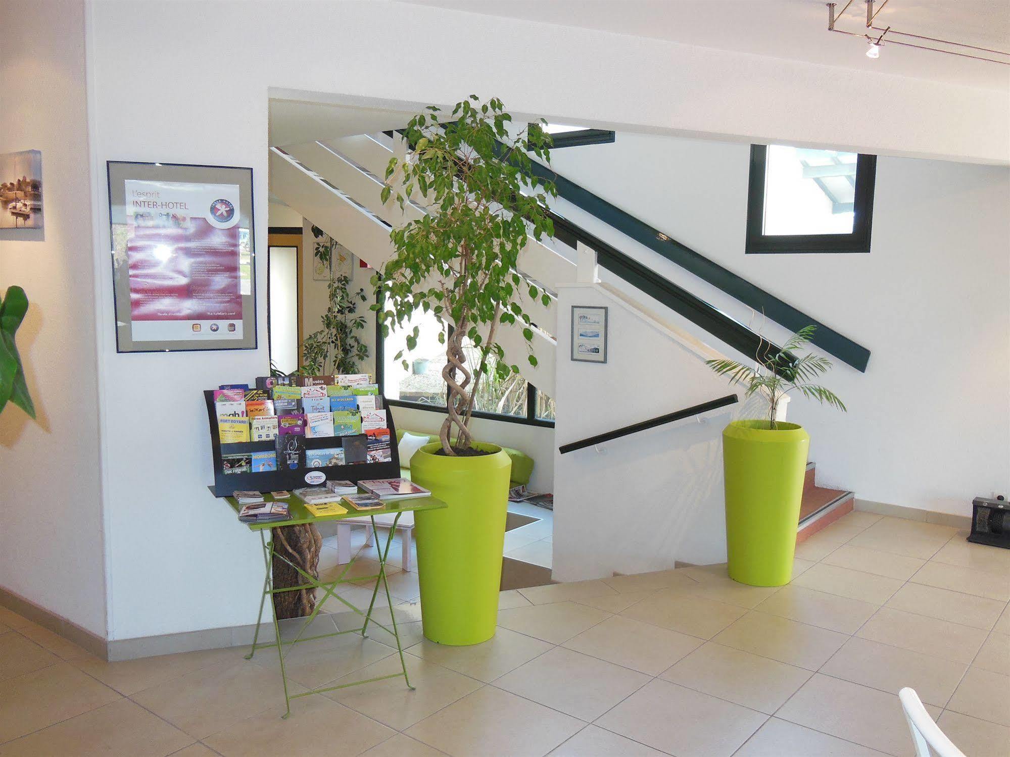 Ibis Budget La Rochelle Пюильборо Экстерьер фото