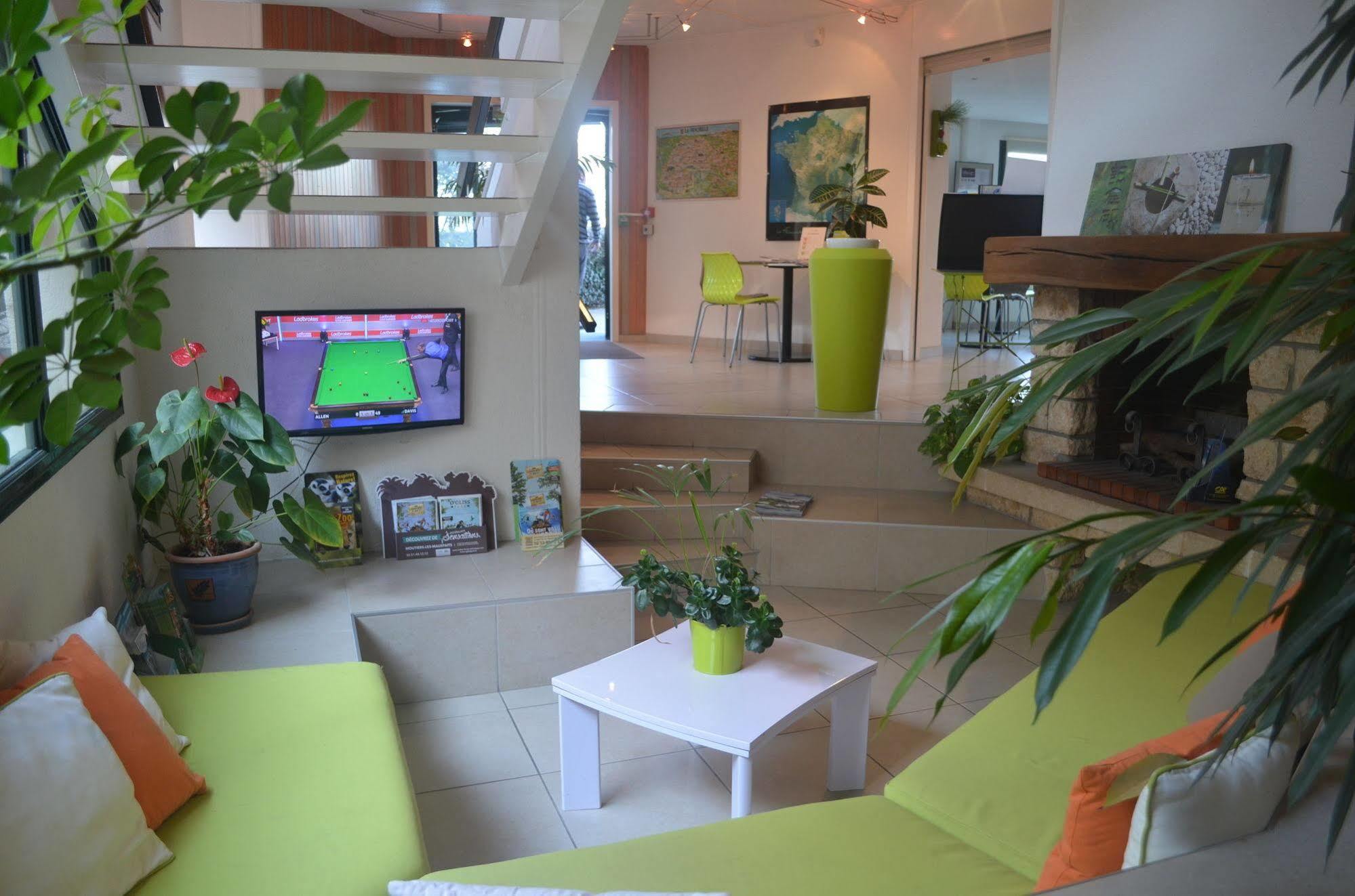 Ibis Budget La Rochelle Пюильборо Экстерьер фото